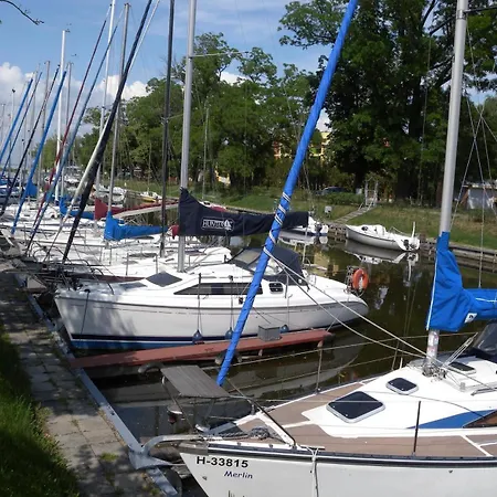Balcsi بيت للعطل Balatonmáriafürdő