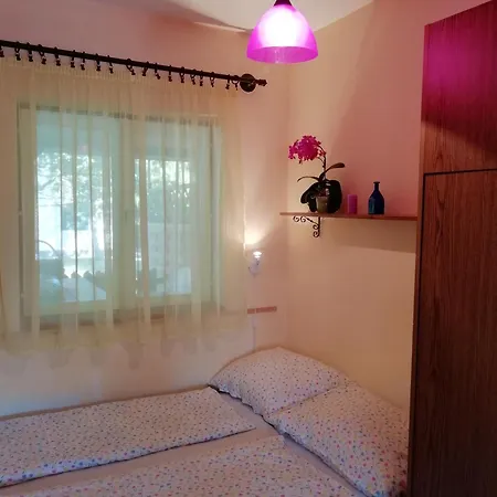 Balcsi بيت للعطل Balatonmáriafürdő