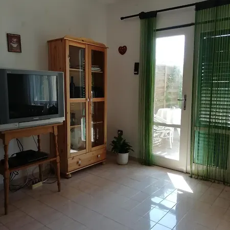 Balcsi Holiday home *